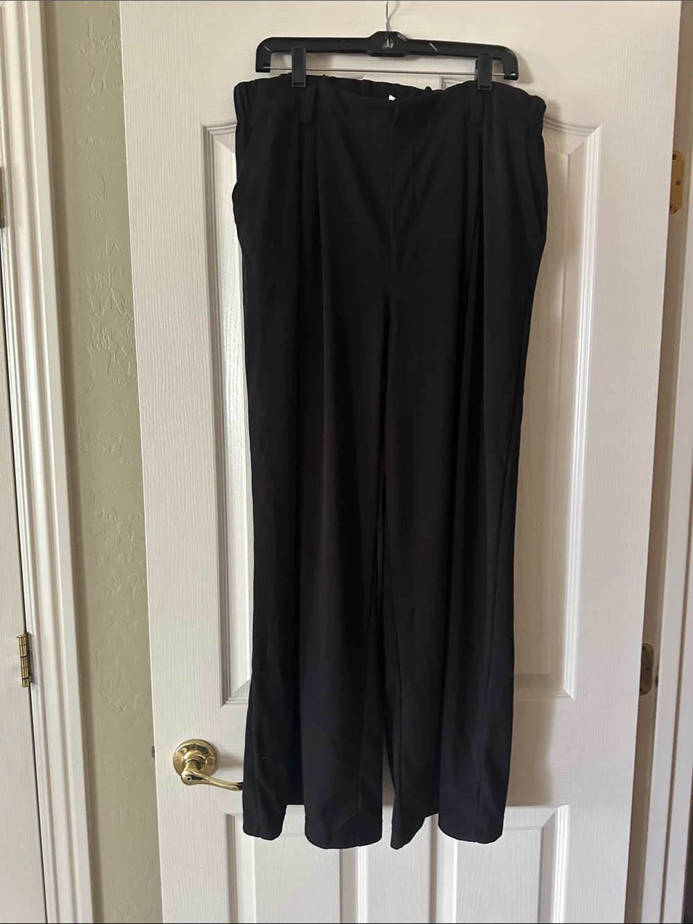 110 HALARA  Black Wide-Leg Dress Pants